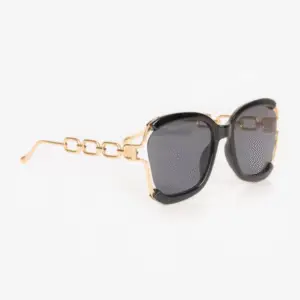 elegant cat eye shades